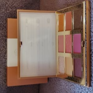 Future so Bright Eye Shadow Pallete by Complex Culture